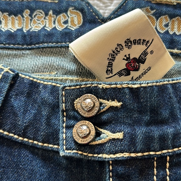 ❤️TWISTED HEART”boot cut jeans - Picture 8 of 11